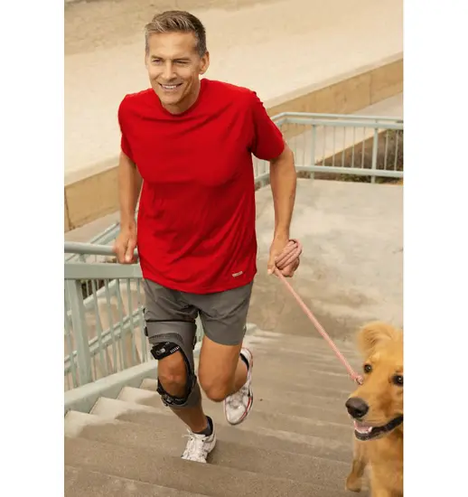 Breg Quantum OA Knee Brace4 Breg Quantum OA Knee Brace